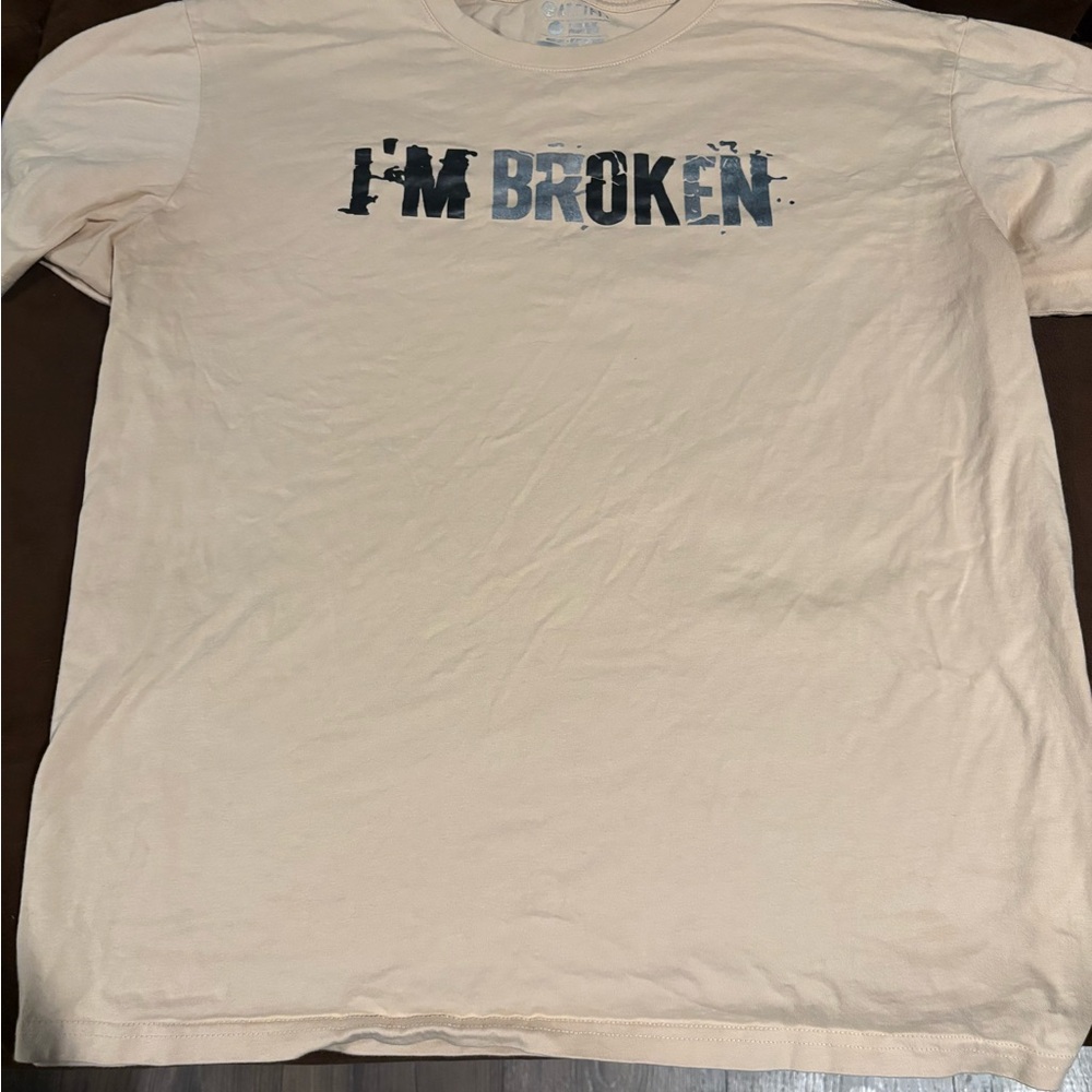 I’m BrOKen Men's T-Shirt